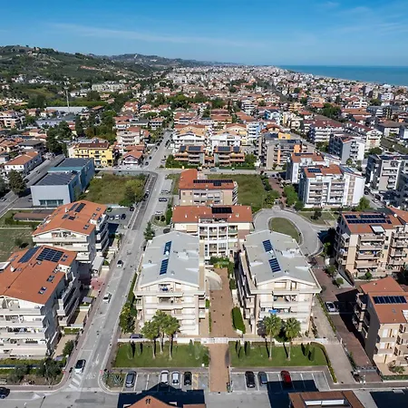 Il Grecale شقة